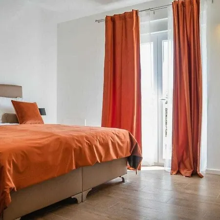 Arancin Novigrad 酒店 4*